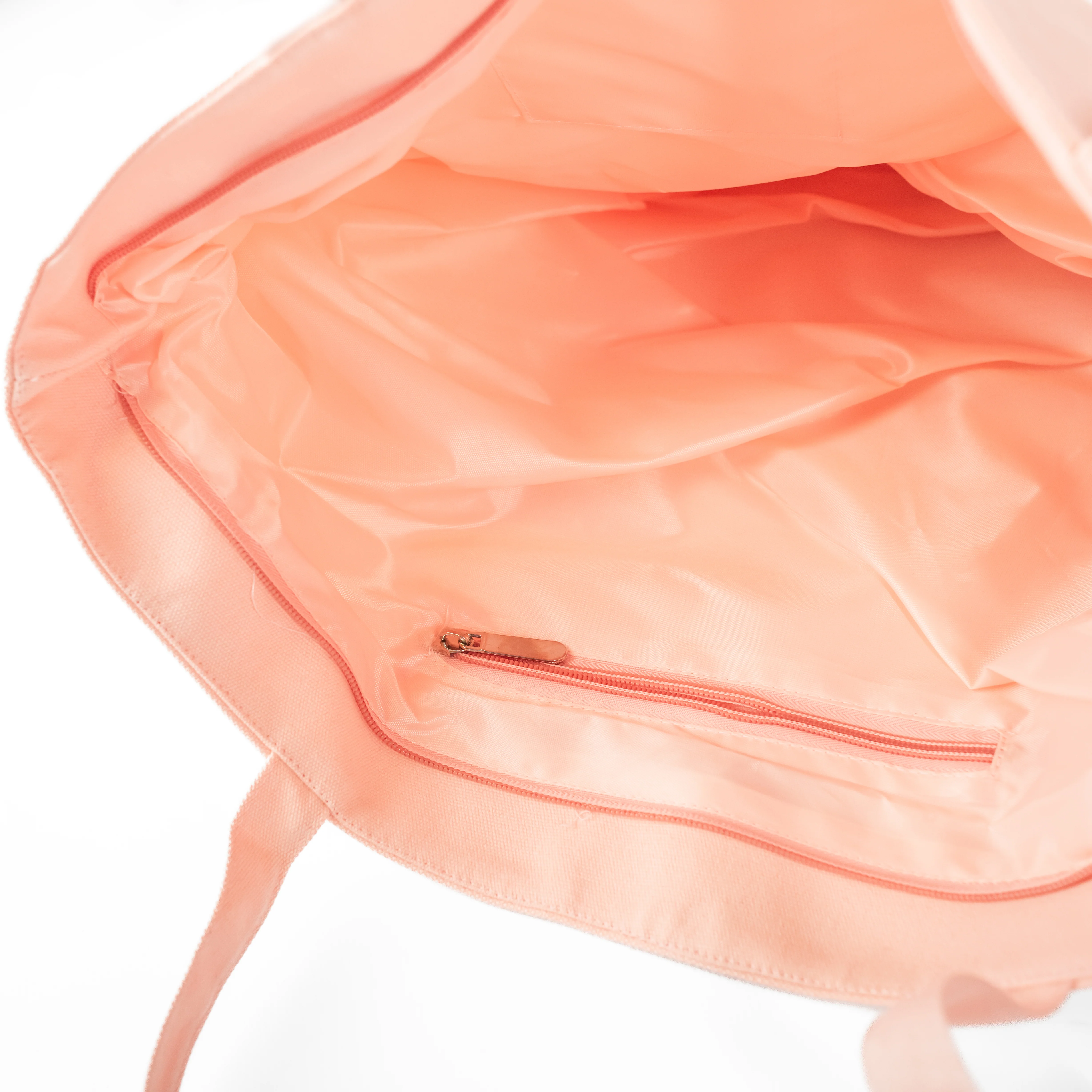The Giant Peach Tote - Image 4