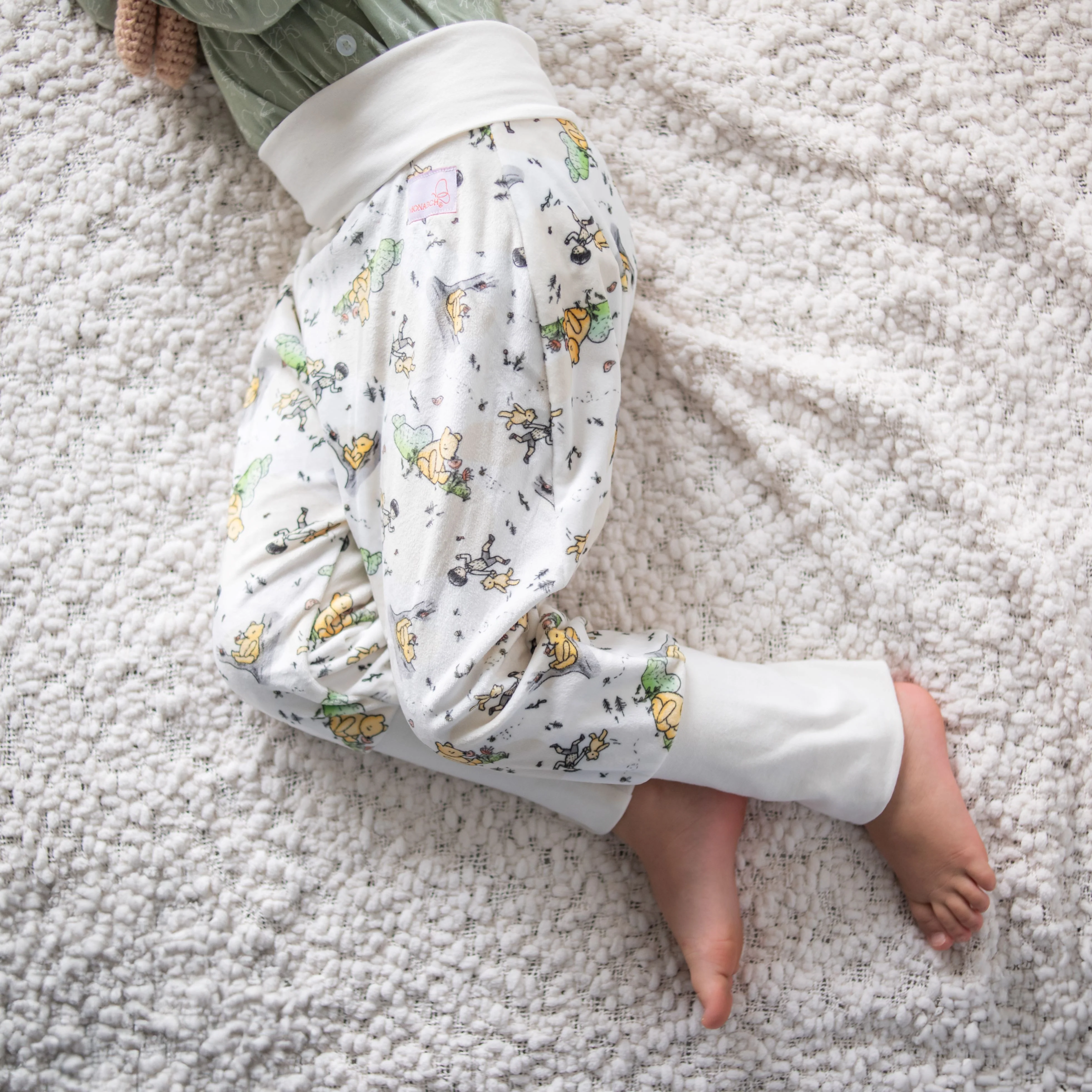Grow-With-Me Cozy Pants | Classic Pooh - Image 3