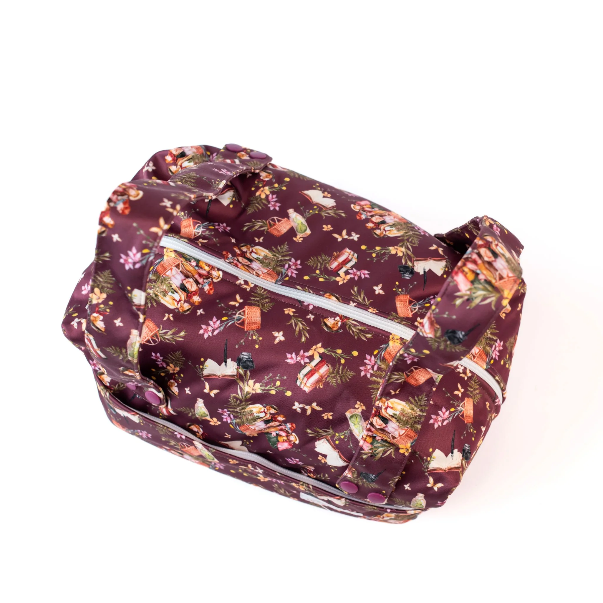 XL Travel Pod | The March Sisters - Image 4