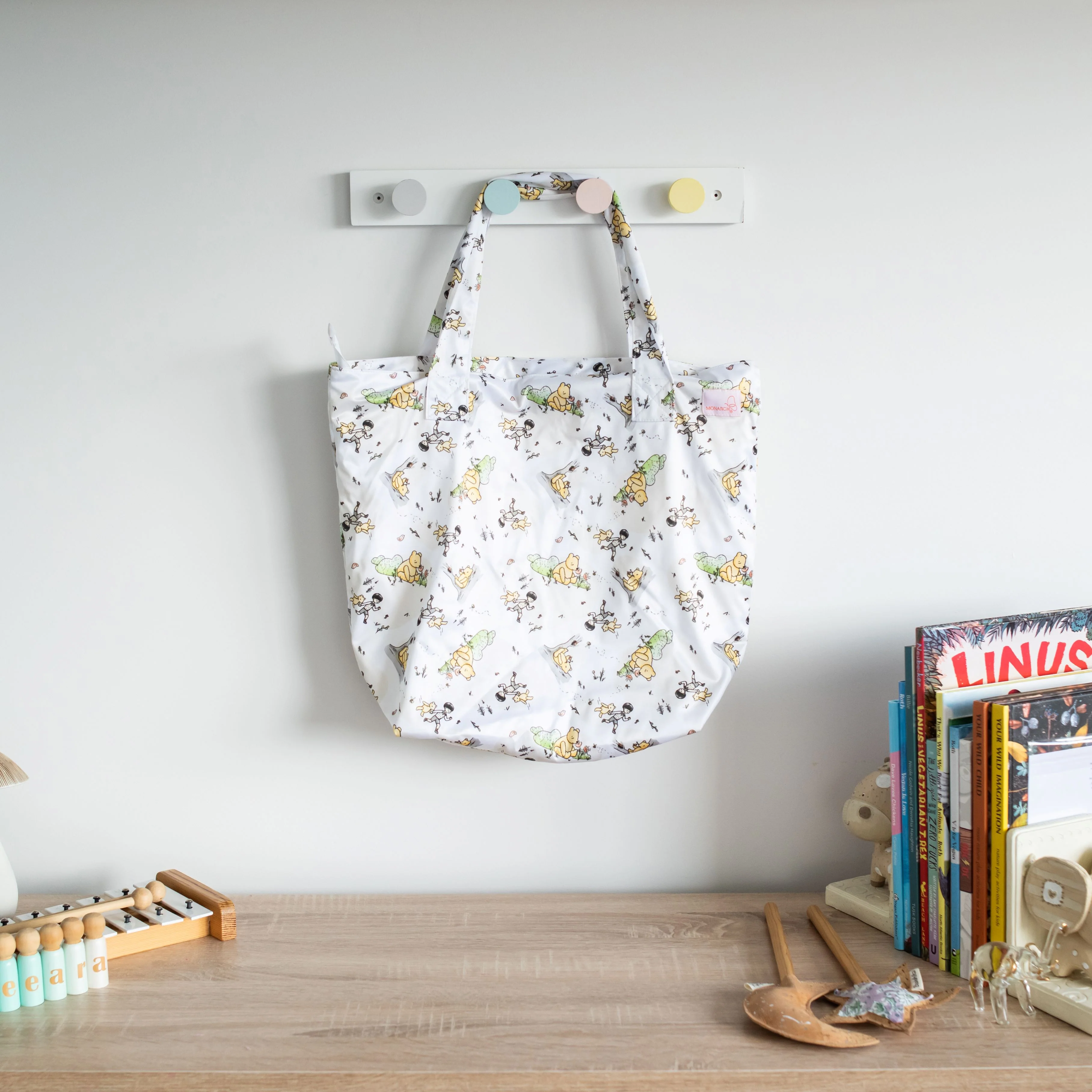 Waterproof Zippered Tote | Classic Pooh - Image 4